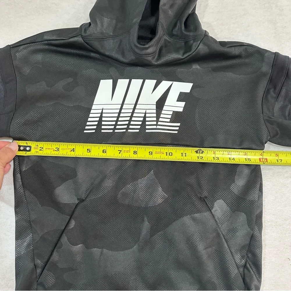 Boys Black Nike Therma Sweatshirt Hoodie